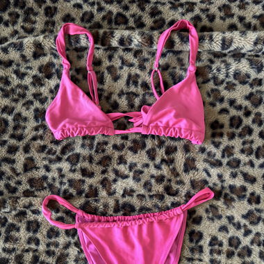 Pink bikini 