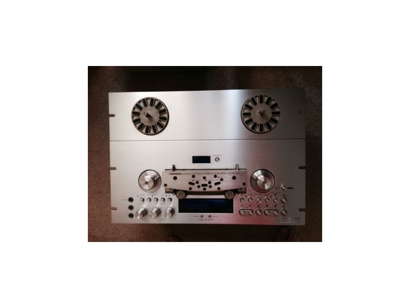 Pioneer  909 RT  Reel to Reel tape recorder