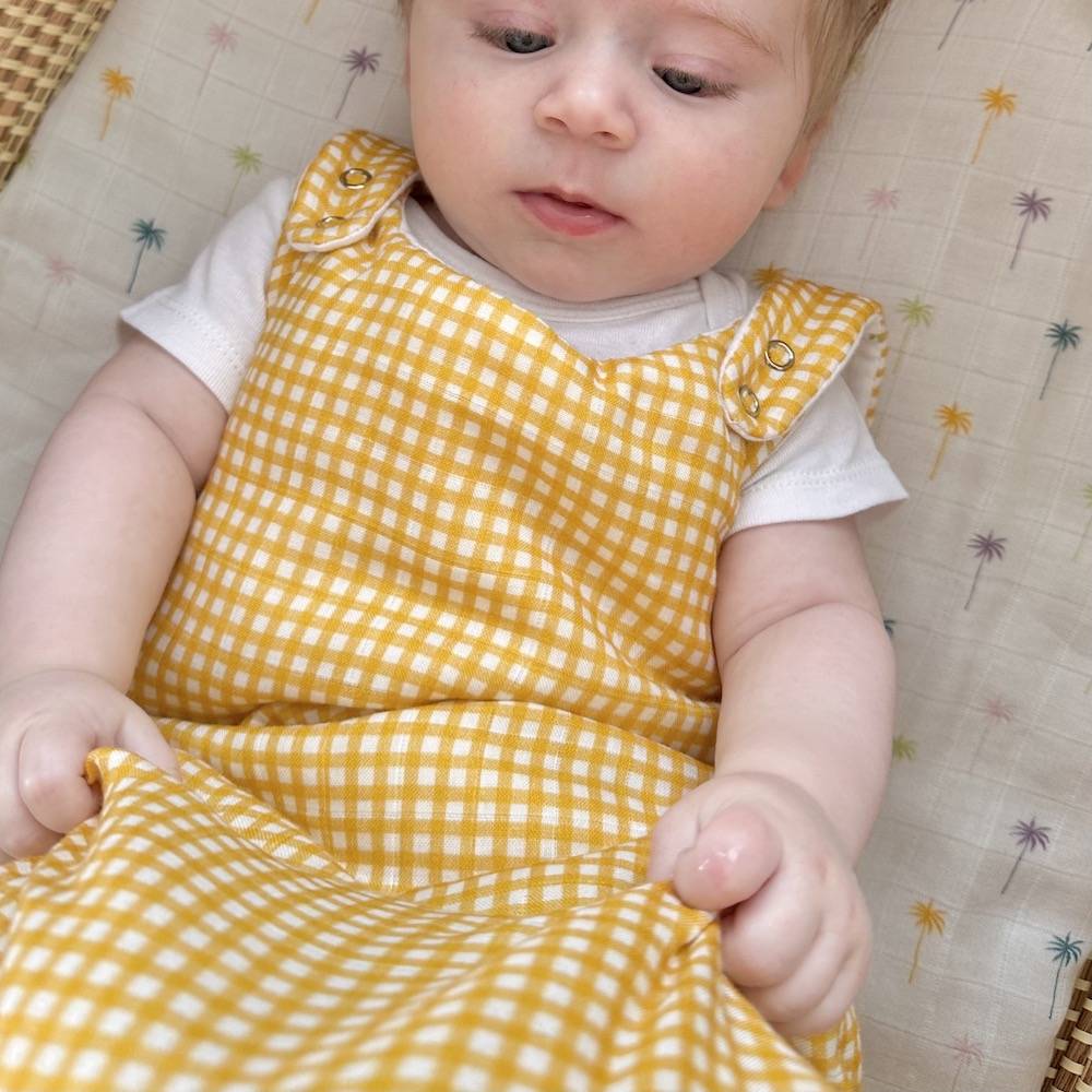 gigoteuse joli nous ajustable et réversible suisse portugal bébé nouveau-né qualité excellence premium fabriqué portugal OEKO-TEX GOTS vichy jaune