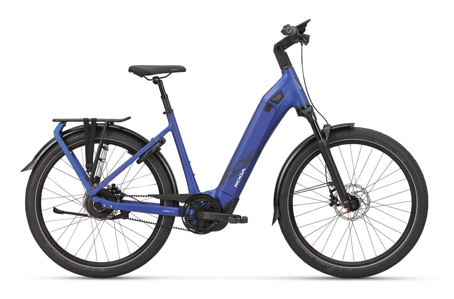 Gazelle Paris C7 elektrische stadsfiets met lage instap, afgebeeld in zijaanzicht op neutrale achtergrond, met Bosch middenmotor, gesloten kettingkast, verende voorvork en zadelpen, MIK-bagagedrager en spatborden – gericht op comfortabel dagelijks gebruik en woon-werkverkeer.