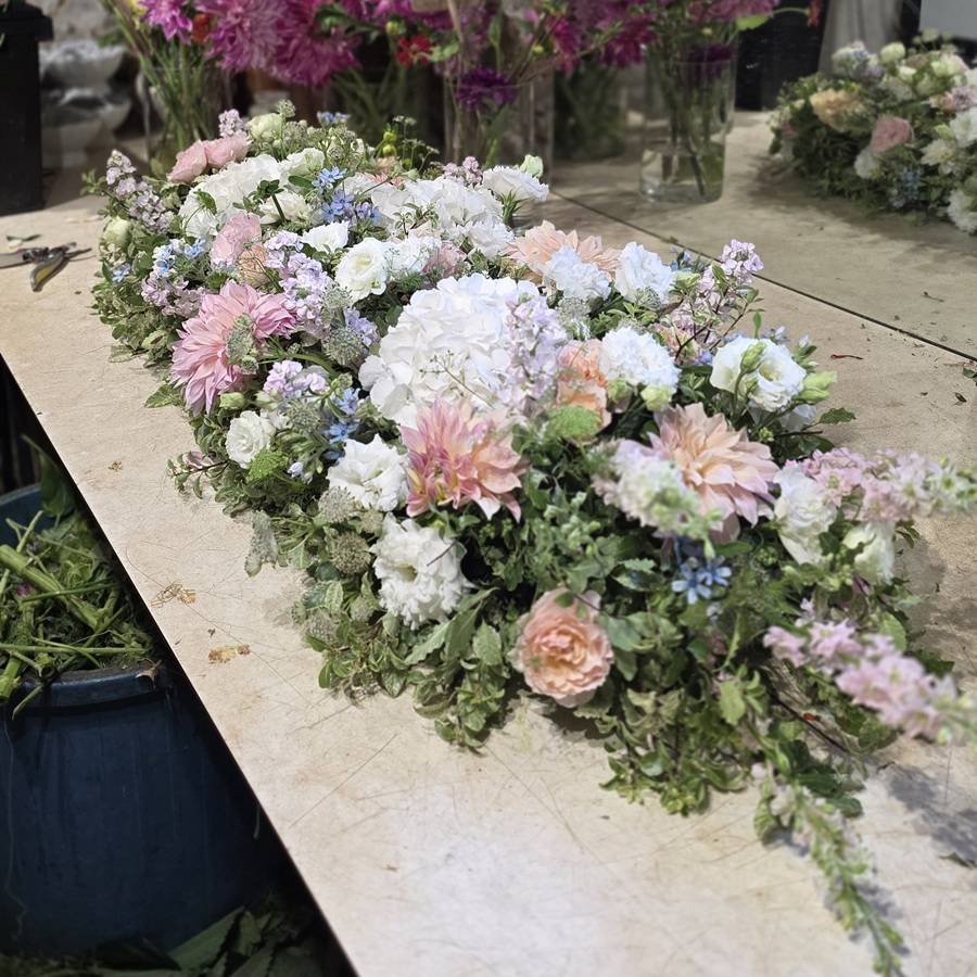Coeur fleuri pour deuil
