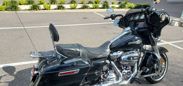 2021 HARLEY-DAVIDSON STREET GLIDE motorcycle for rent near Clearwater, FL