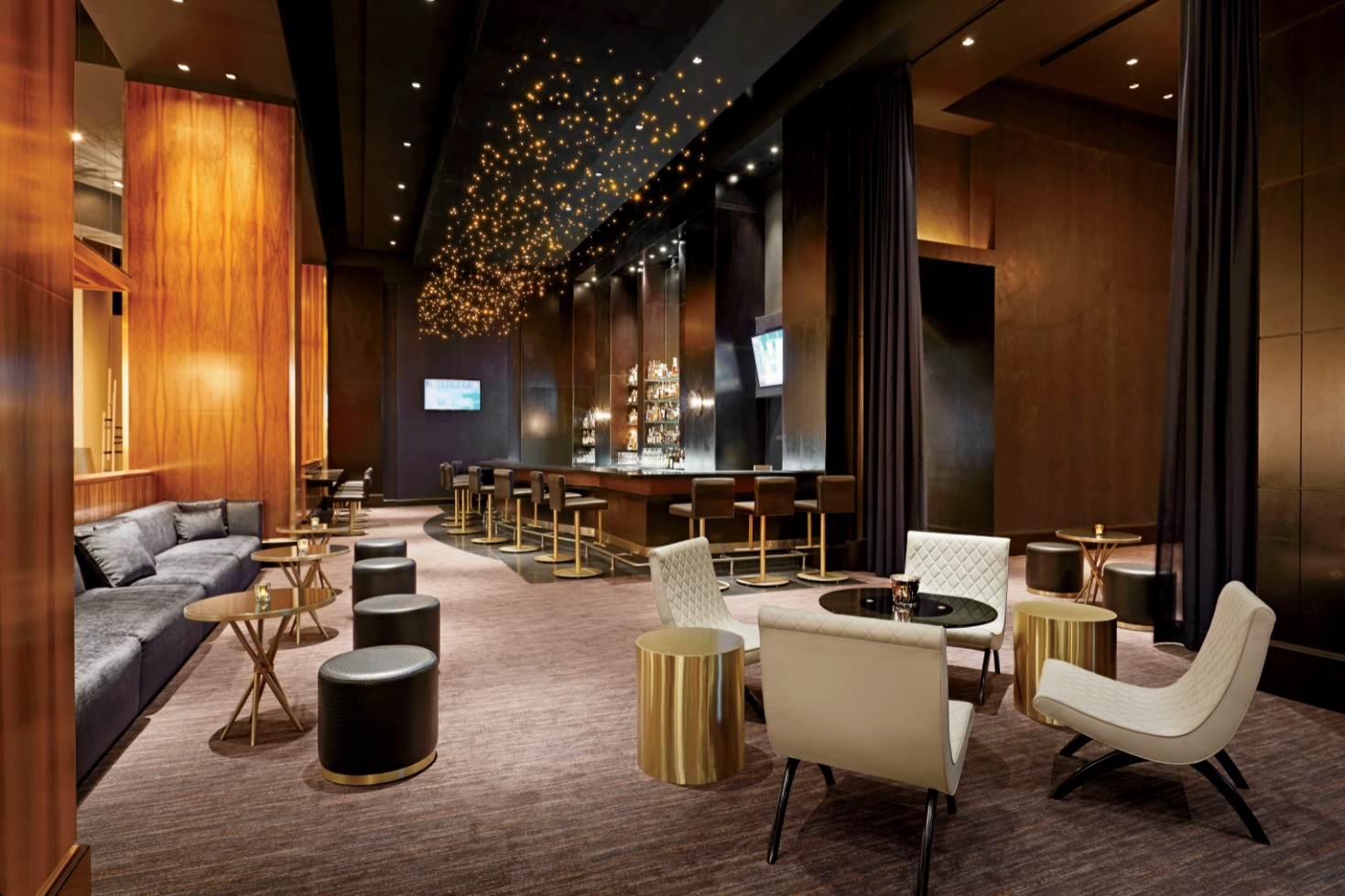 Franklin Lounge Uploaded on 2022-01-22