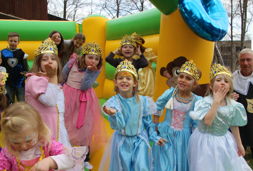 huepfburg buchen kindergeburtstag