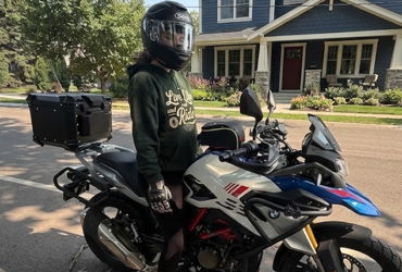 2023 BMW G 310 GS motorcycle for rent near Wilmette, IL
