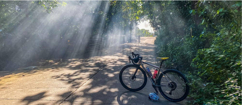 Lynskey bike on the sidewalk