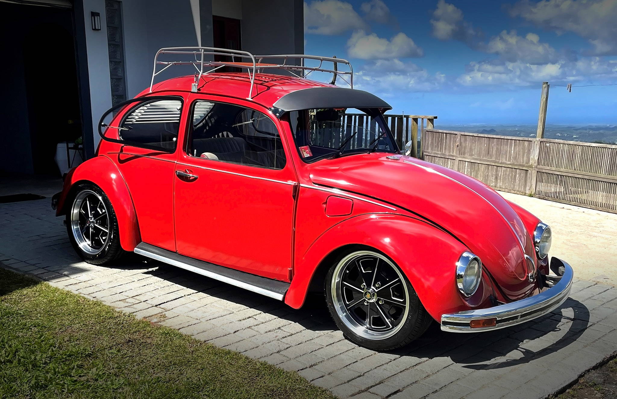 red volkswagen beetle on black milled edge klassik rader 914 wheels