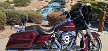 2018 HARLEY-DAVIDSON STREET GLIDE SPECIAL motorcycle for rent near Tempe, AZ