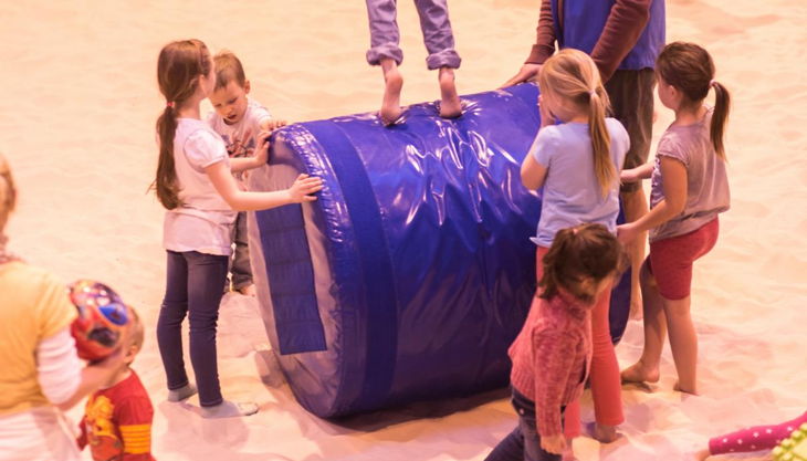 blue beach kinder und animation