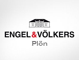  Hamburg
- Engel & Völkers Shop in Plön