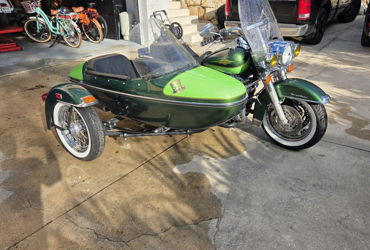 2007 HARLEY-DAVIDSON FLHRC ROAD KING CLASSIC (TWO-TONE) motorcycle for rent near Ormond Beach, FL