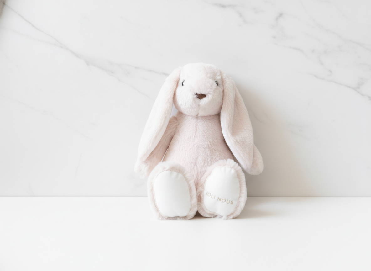 doudou bébé lapin, peluche enfant douce, doudou européen bébé, cadeau naissance responsable premium qualité excellence luxe