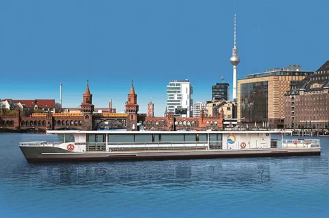 Highlight Tour with Solar Ship on the Spree