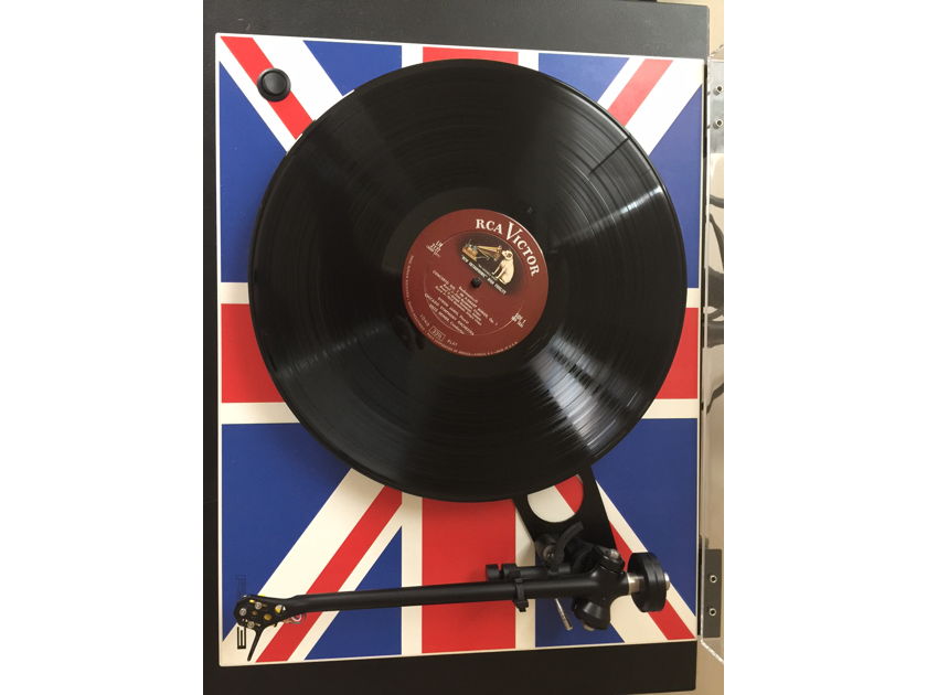 Rega RP3 Union Jack Special Edition with Exact 2 + TT-PSU 2 REDUCED!