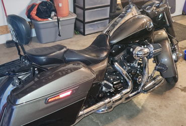 2014 HARLEY-DAVIDSON FLHRSE6 CVO ROAD KING motorcycle for rent near Sturgis, SD