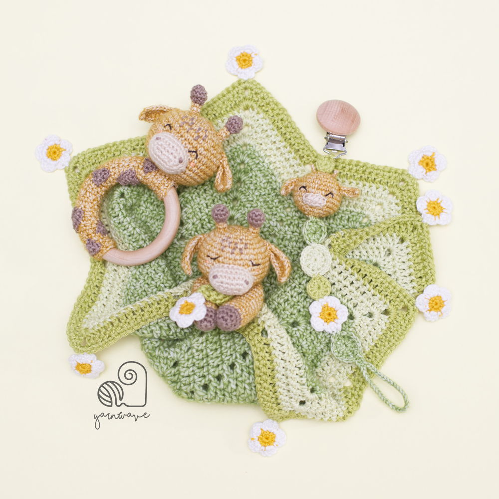 Ginny de Giraffe baby set