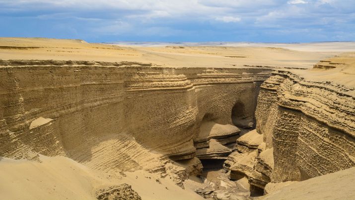 Unveiling traces of ancient civilizations such as the Paracas and Nazca cultures, archaeological sites scattered across the Ica Desert offer insights into the region's rich historical tapestry
