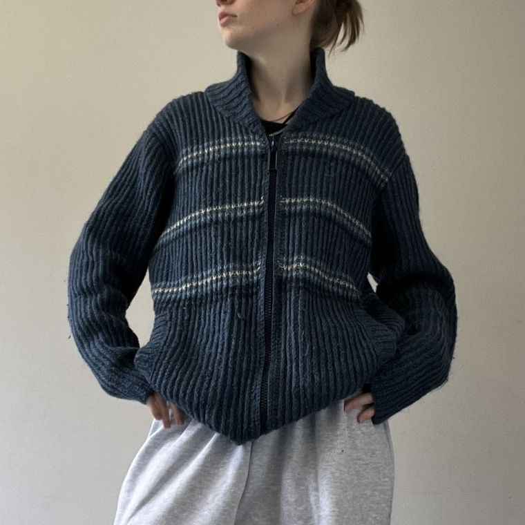 knit sweater zip