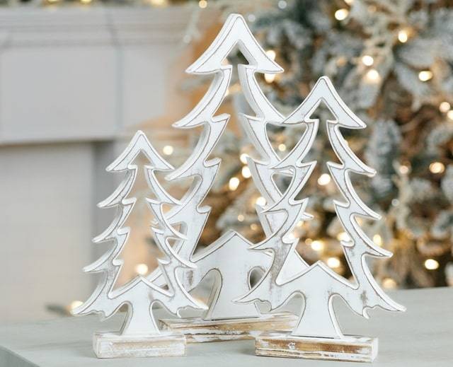 raz imports christmas tree ornament glass ball with cardinal and glitter detail