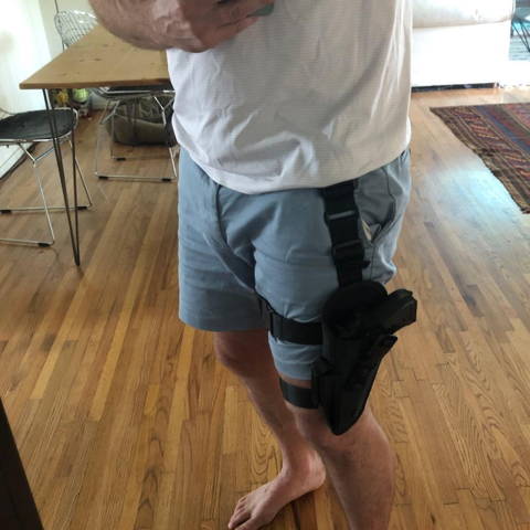 shoulder holster review, shoulder holster for men, shoulder holster for fat guy, right hand shoulder holster