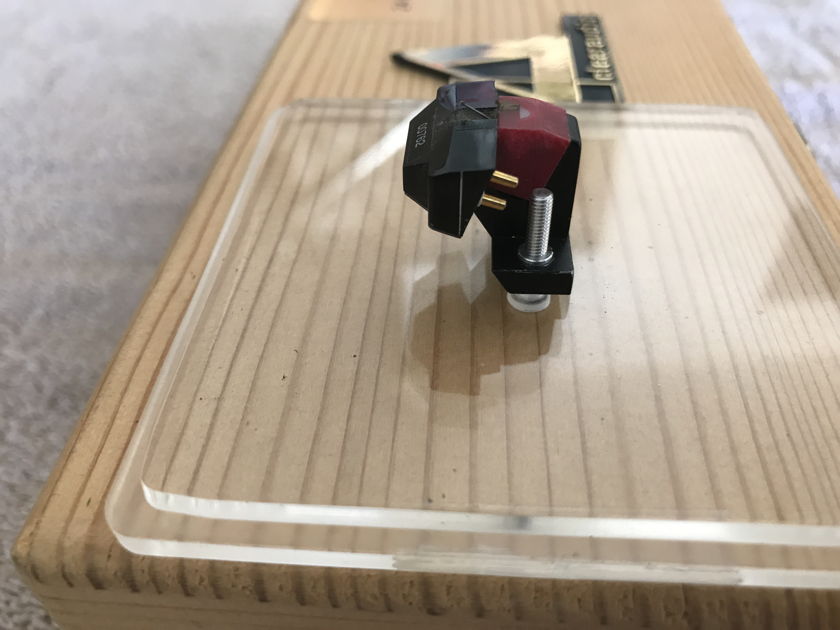 CLEARAUDIO GAMMA MC CARTRIDGE WITH GOLD COIL VERSION
