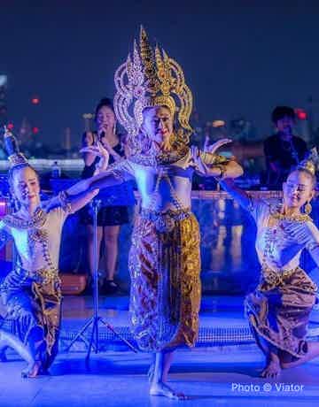 Live Thai classical dance shows