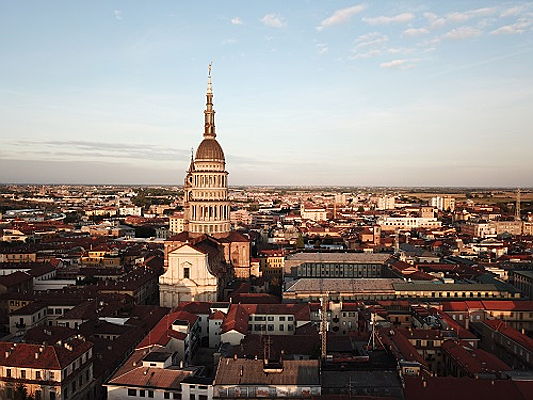  Milan
- Nuova Apertura E&V a Novara