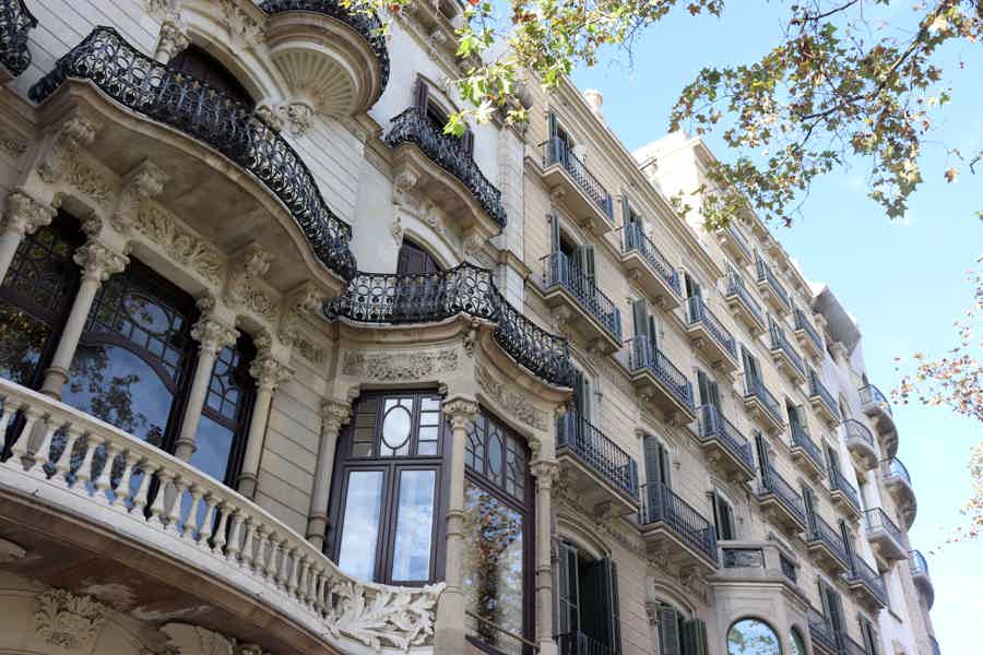 Complete Gaudi Tour: Casa Batllo, Park Guell & Sagrada Familia - photo 6