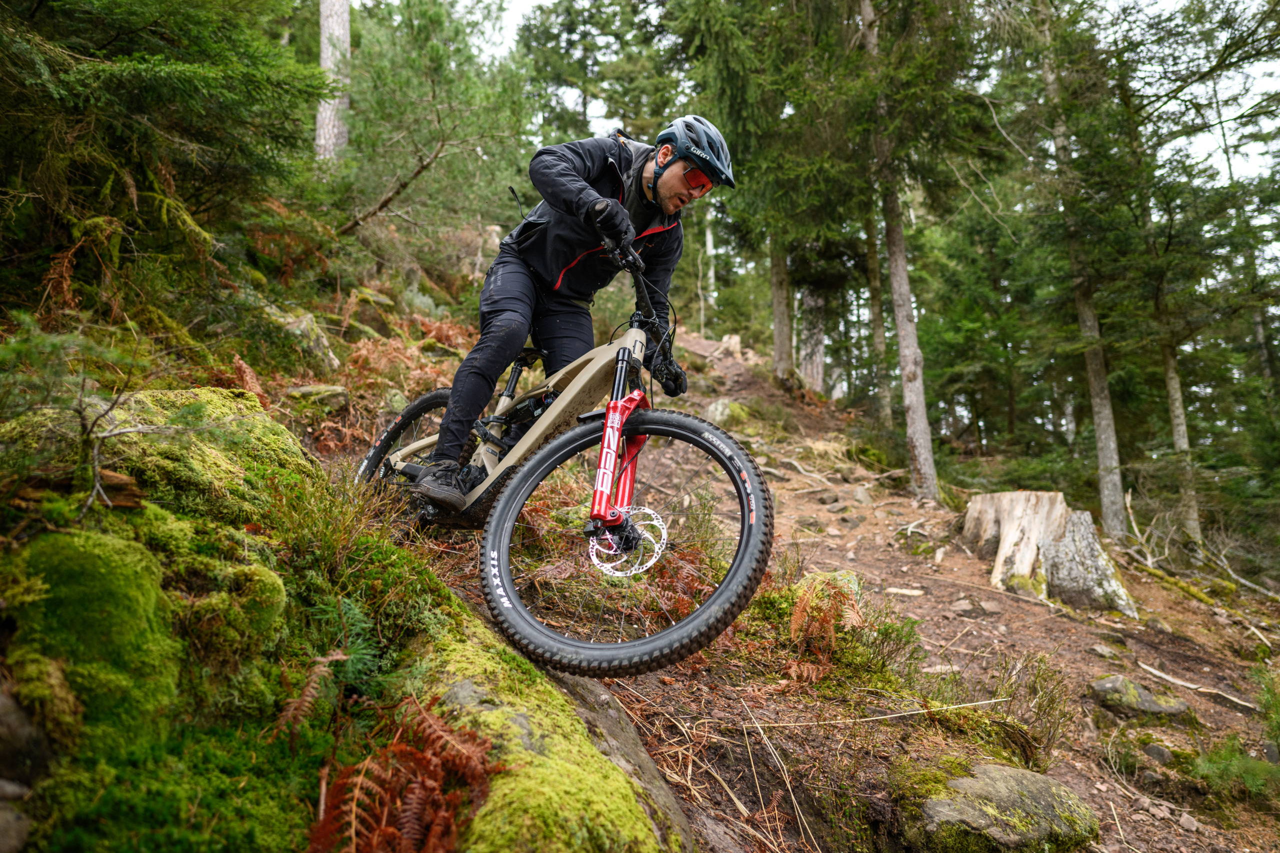 Whyte Kado RSX Action Picture Riding