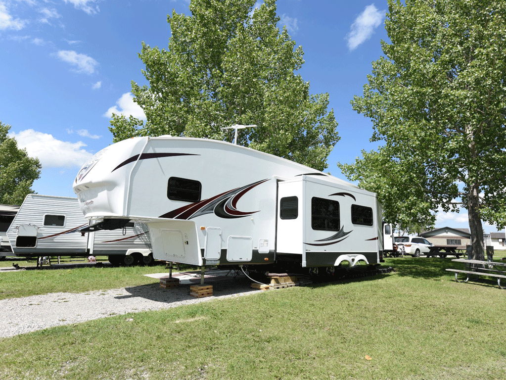 Amusement park campground seeks cloud property management software with seamless online bookings to "get it right the first time" for campers.