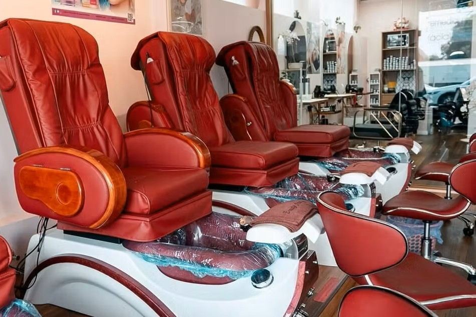 Beauty Factory Voucher - Image 11