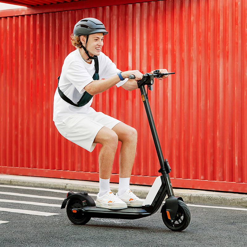 NIU KQi1 Pro Electric Kick Scooter NIU® Official