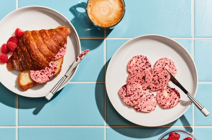 Beurre original à la betterave et à la framboise