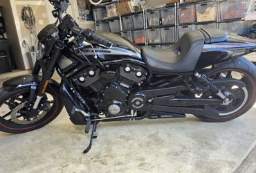 2014 HARLEY-DAVIDSON VRSCDX NIGHT ROD SPECIAL (DNM, SUNLGO) motorcycle for rent near WALDORF, MD