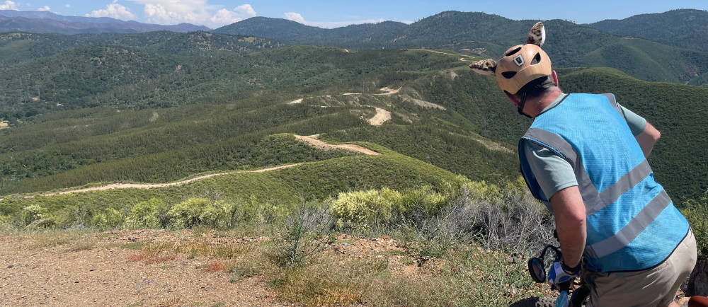 a client riding an aventon aventon electric bike with Yosemite E-Biking on a tour in the Sierra footills, california