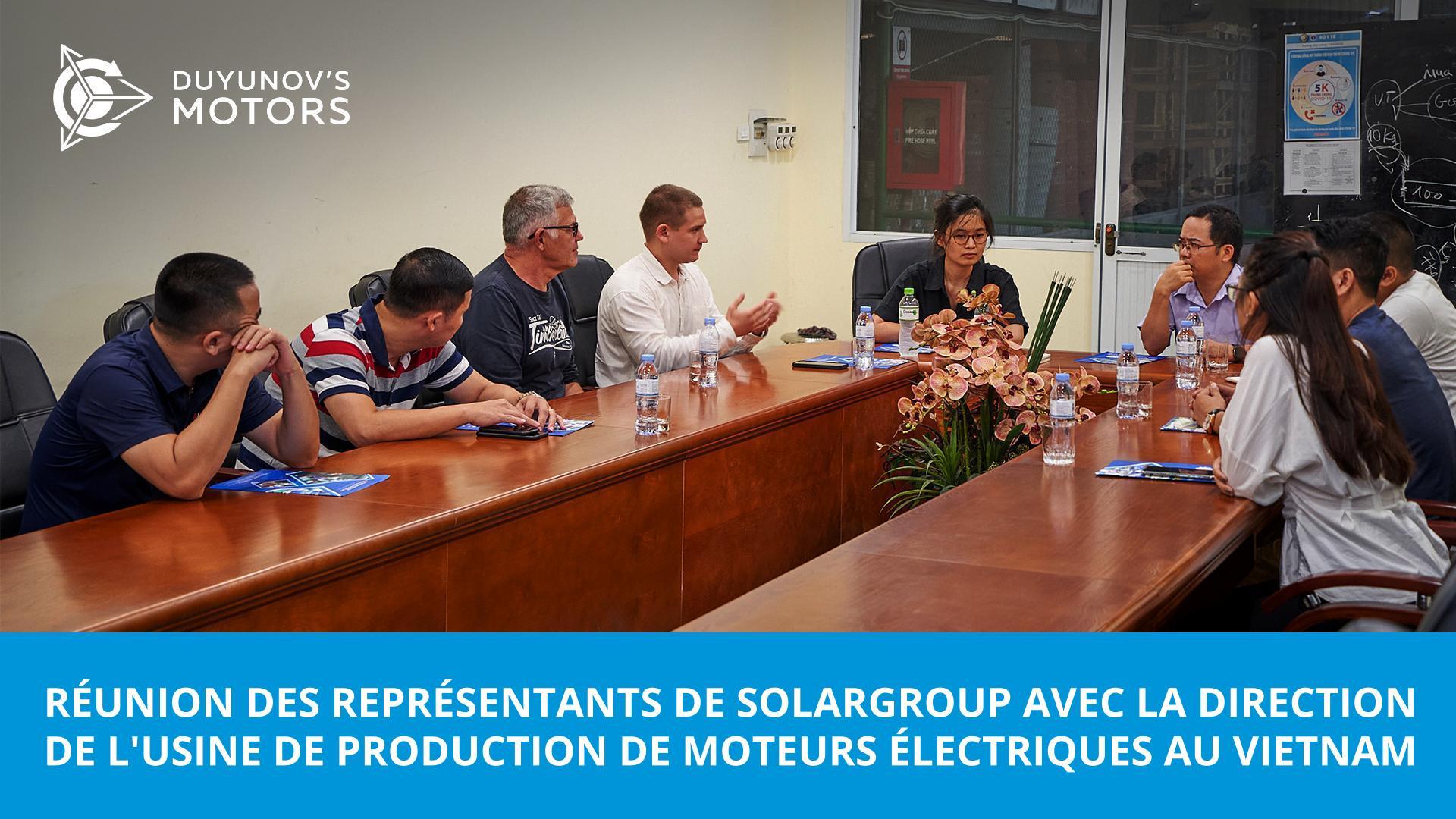 Réunion des représentants de SOLARGROUP avec la direction de l'usine de production de moteurs électriques au Vietnam