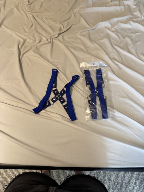 Thigh garter