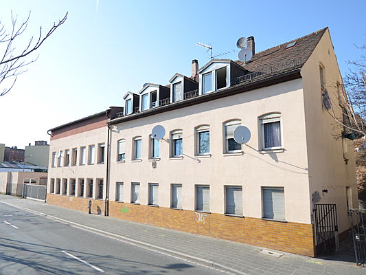  Nürnberg
- Mehrfamilienhaus Gostenhof