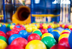 kidsplanet dresden bällebad nahaufnahme