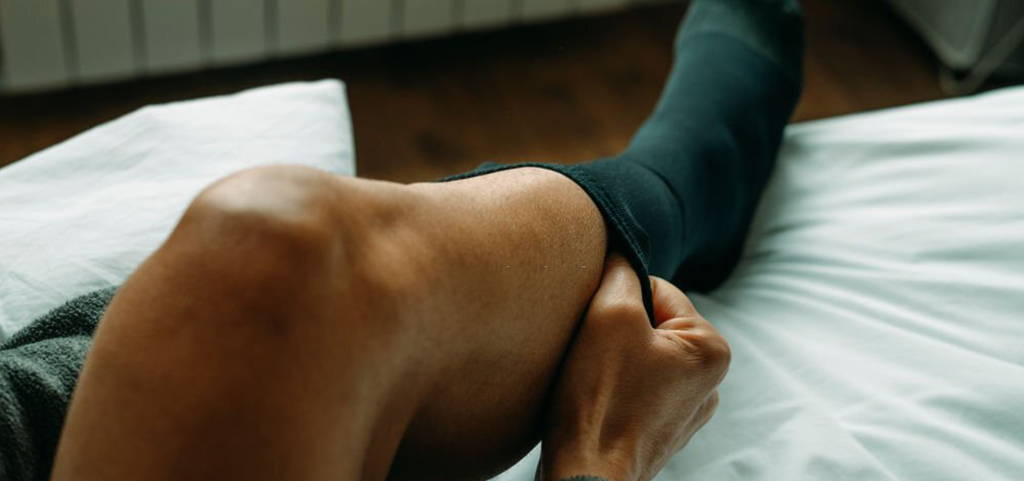 how long should you wear compression socks for