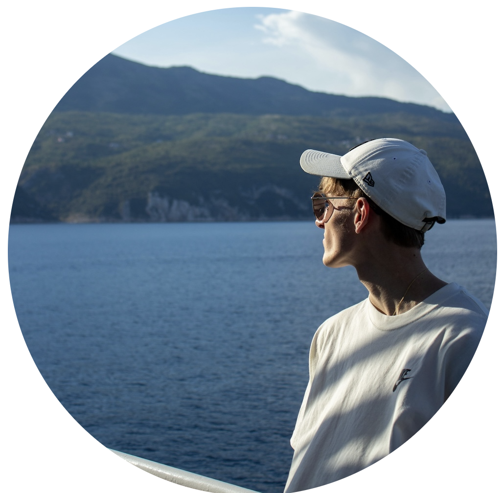 Circular cropped image