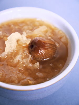 Snow Fungus Soup with Pear Recipe