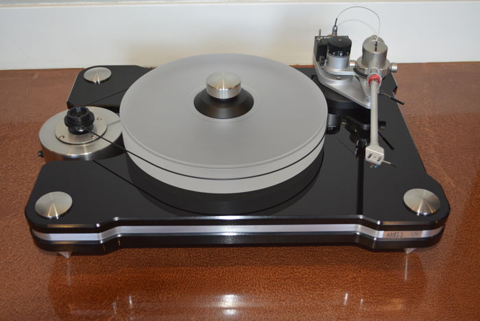 VPI Industries Aries 3 Turntable - Spectacular (see pics)!