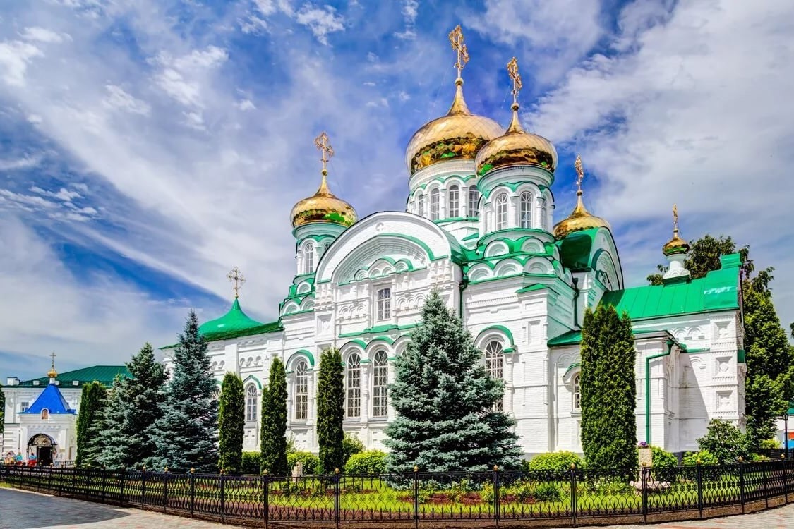 Экскурсия в Раифу, Храм Всех Религий и Свияжск