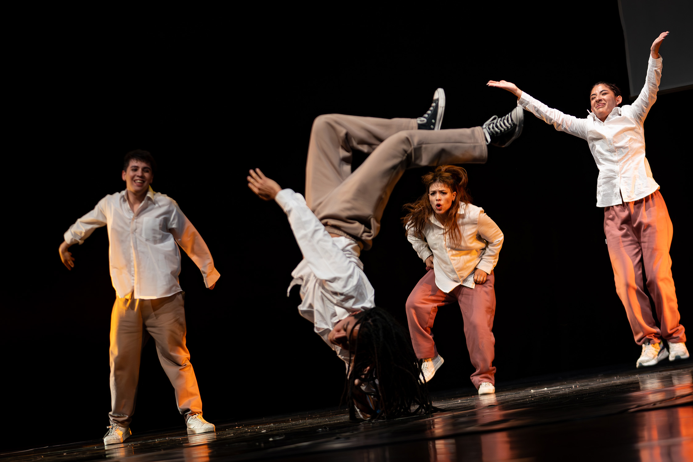 https://ucarecdn.com/be40c12e-f452-4a46-955c-be554fc8274c/20250906_Estreno_Obra_Street_Dance_Asfalto_TM_tlopez23_opt.jpg