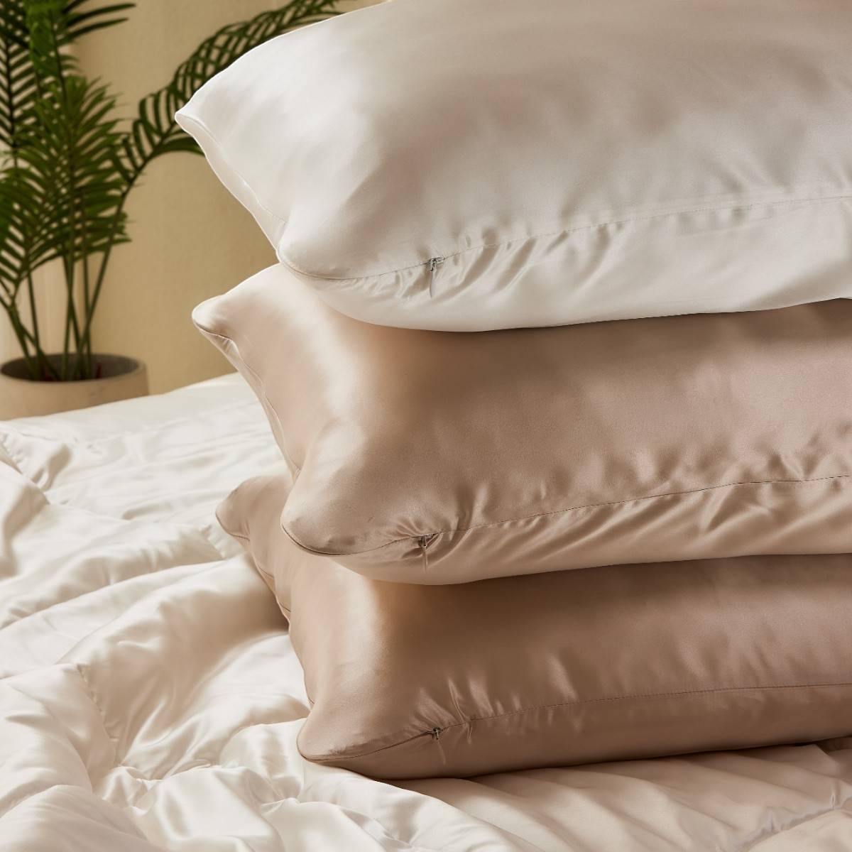 Blissy Silk Pillowcase