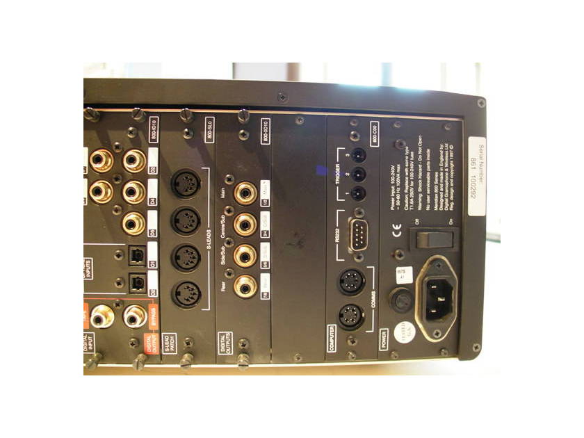 Meridian 861Digital Surround controller reference standard