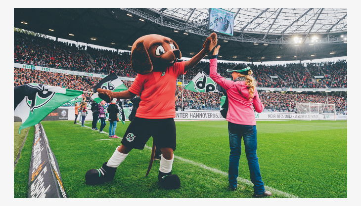 hannover high five mit maskotchen
