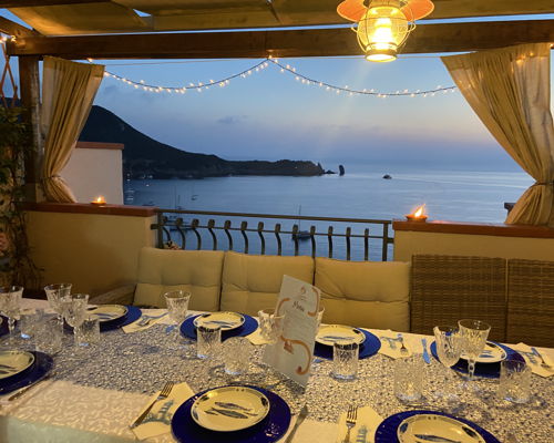 Esperienze gastronomiche Giglio Campese: Mare e pesce fresco: un'esperienza sulla terrazza del Giglio