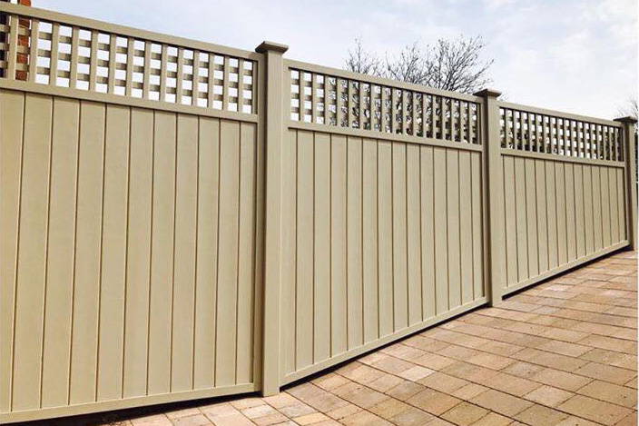 Painted Regal Deluxe Fence